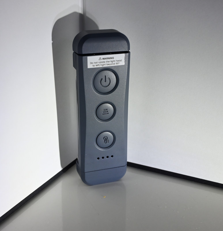 Glocusent読書灯の本体